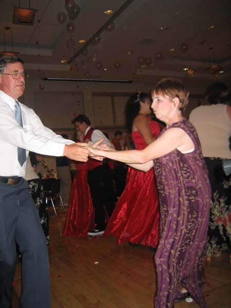 mom_and_dad_dance